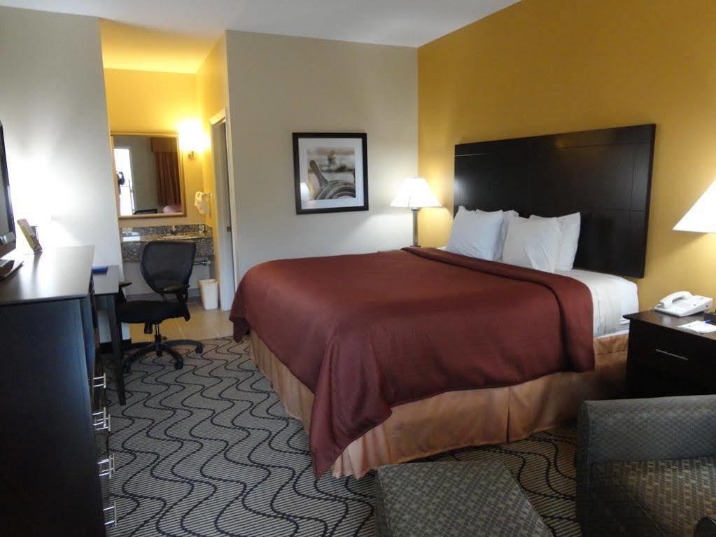 Best Western Lake Conroe Montgomery Bagian luar foto
